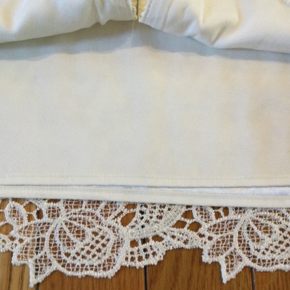 White House Black Market Lace Sheath Dress Size 10 - Picture 9 of 10